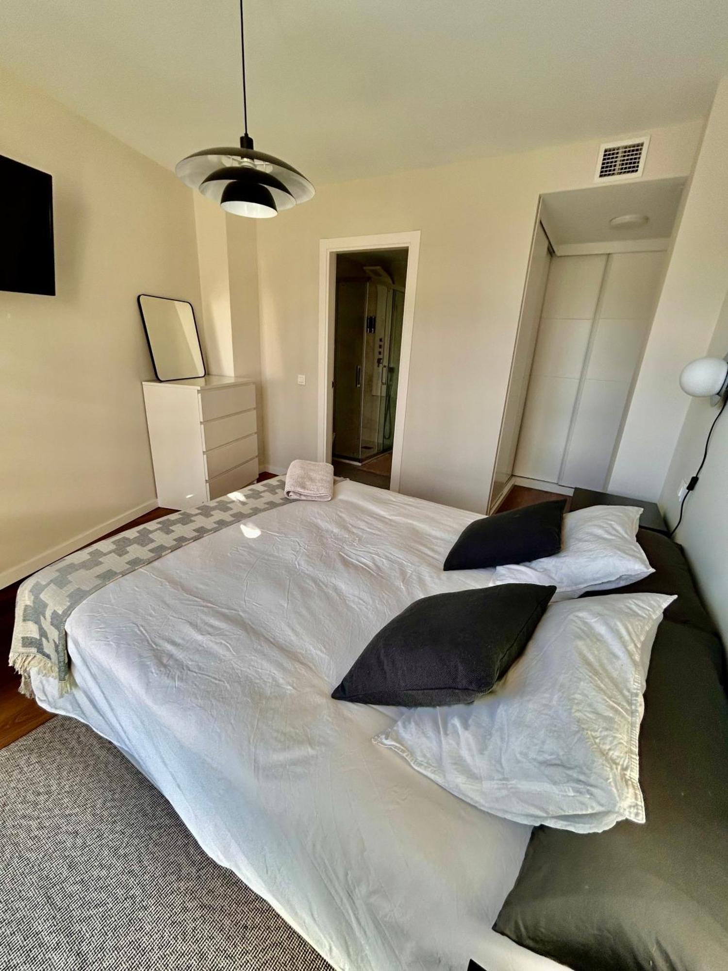 Moderno Apartamento Inteligente Мадрид Экстерьер фото