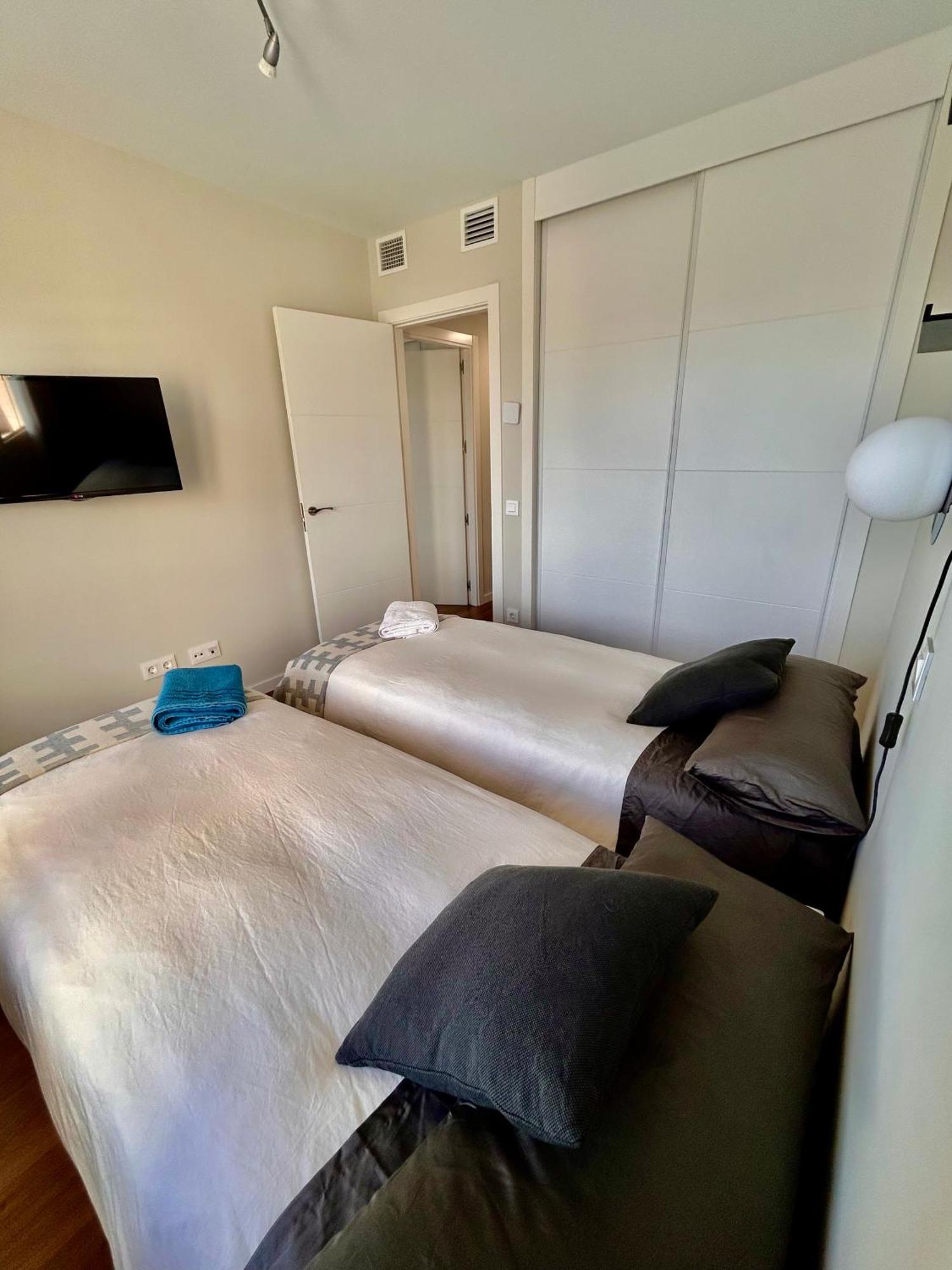 Moderno Apartamento Inteligente Мадрид Экстерьер фото